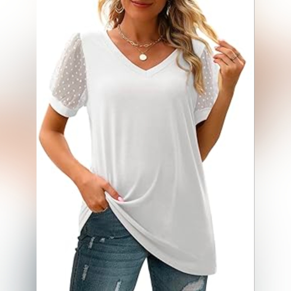 Moshu Women's White Short Lace Sleeve V-Neck Tee (New w/Tags)